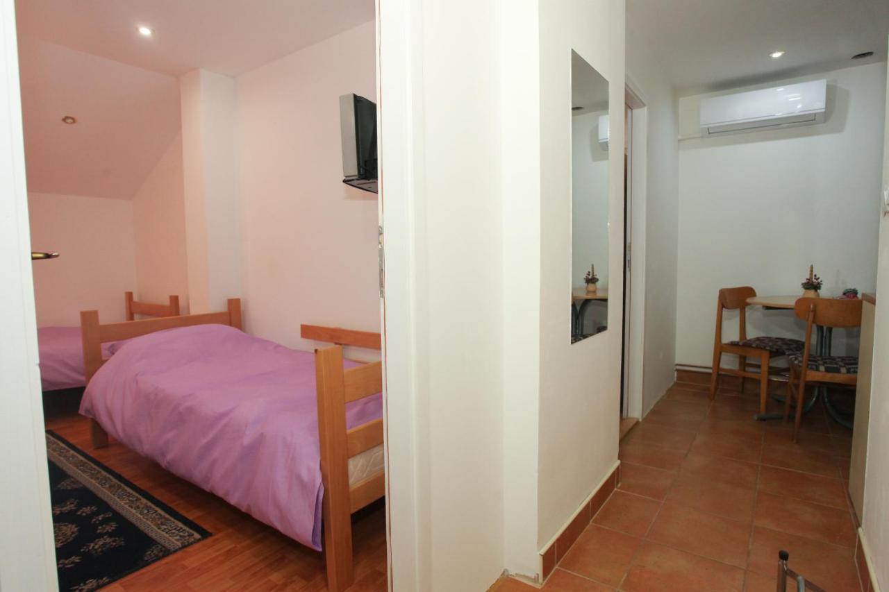 Apartman Carpe Diem 2 Zaječar Esterno foto