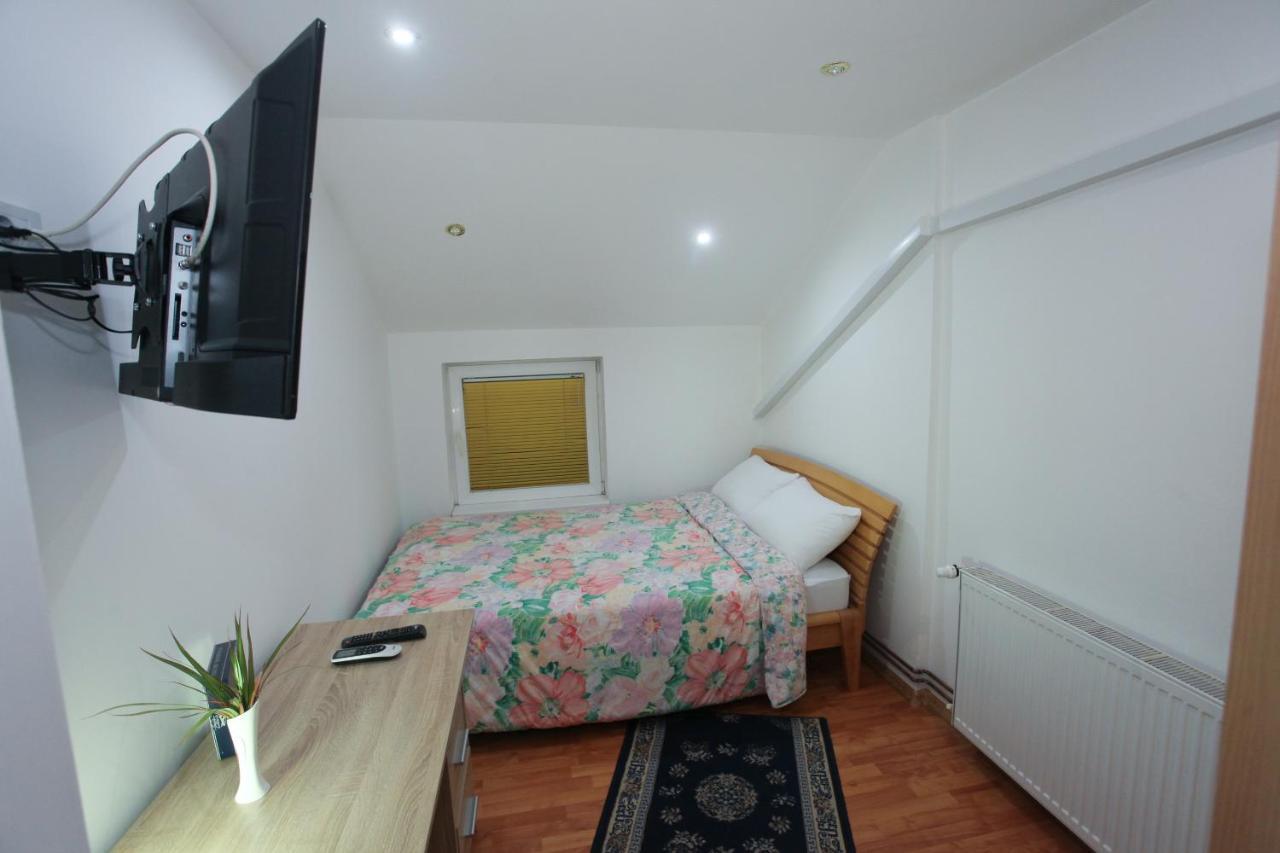 Apartman Carpe Diem 2 Zaječar Esterno foto