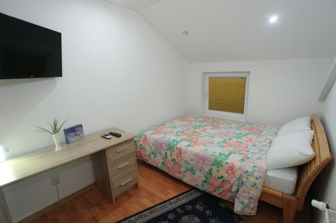 Apartman Carpe Diem 2 Zaječar Esterno foto
